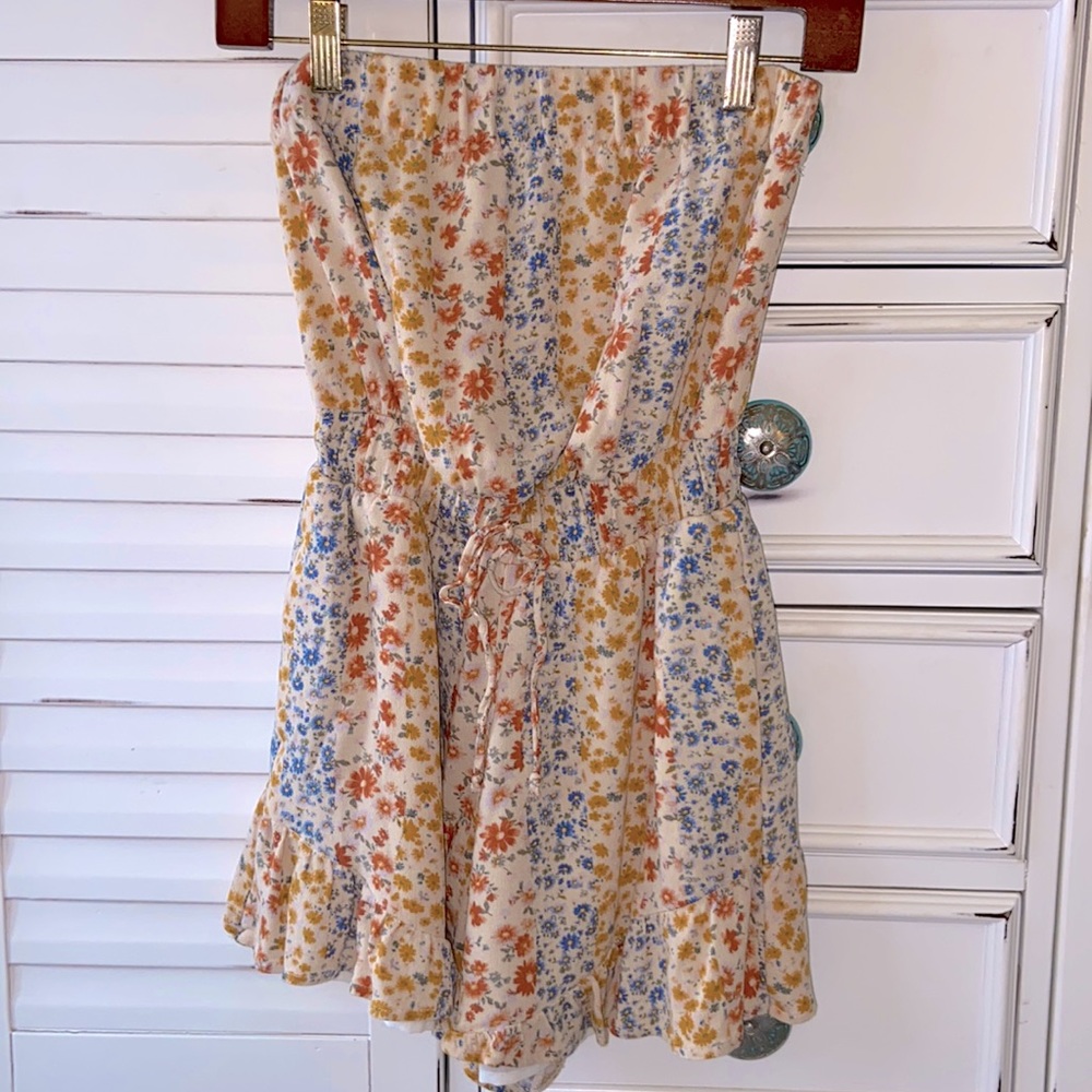 COPY - FLORAL STRAPLESS ROMPER